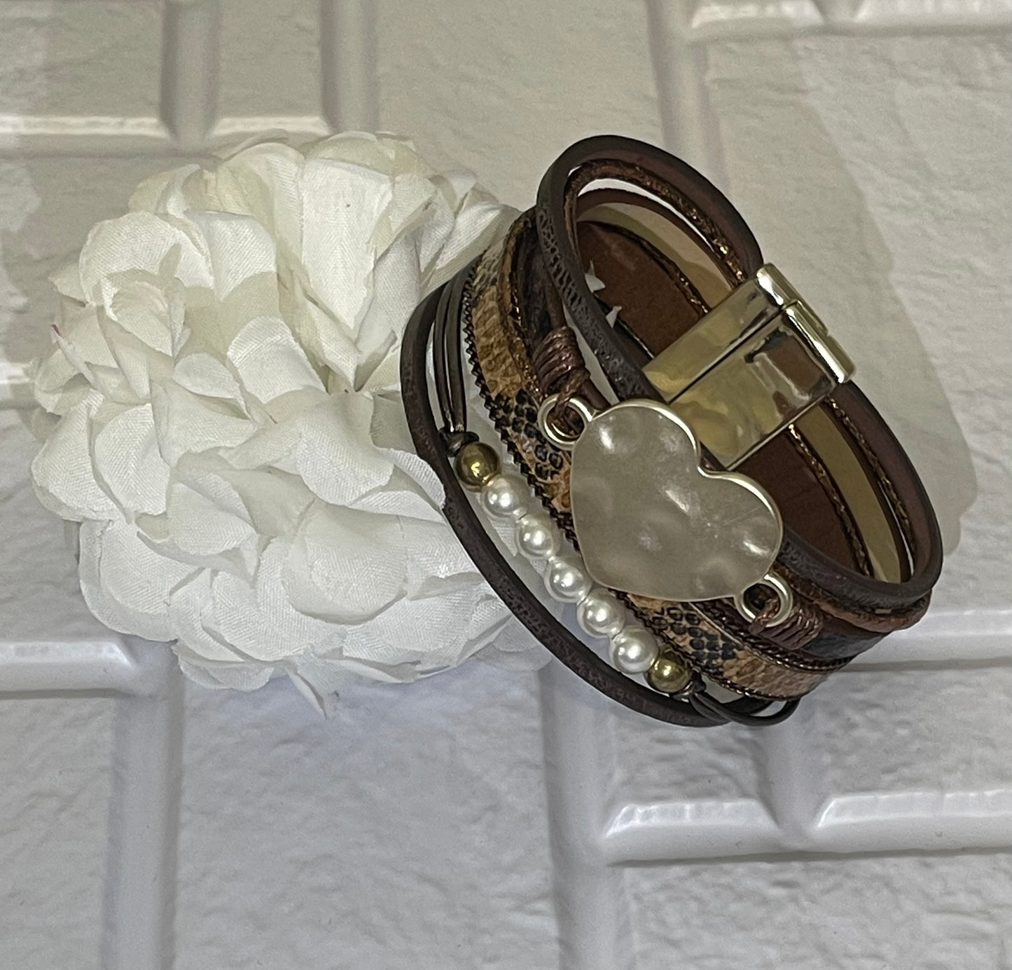 Bracelet Magnetic Gold Heart (Marrón)